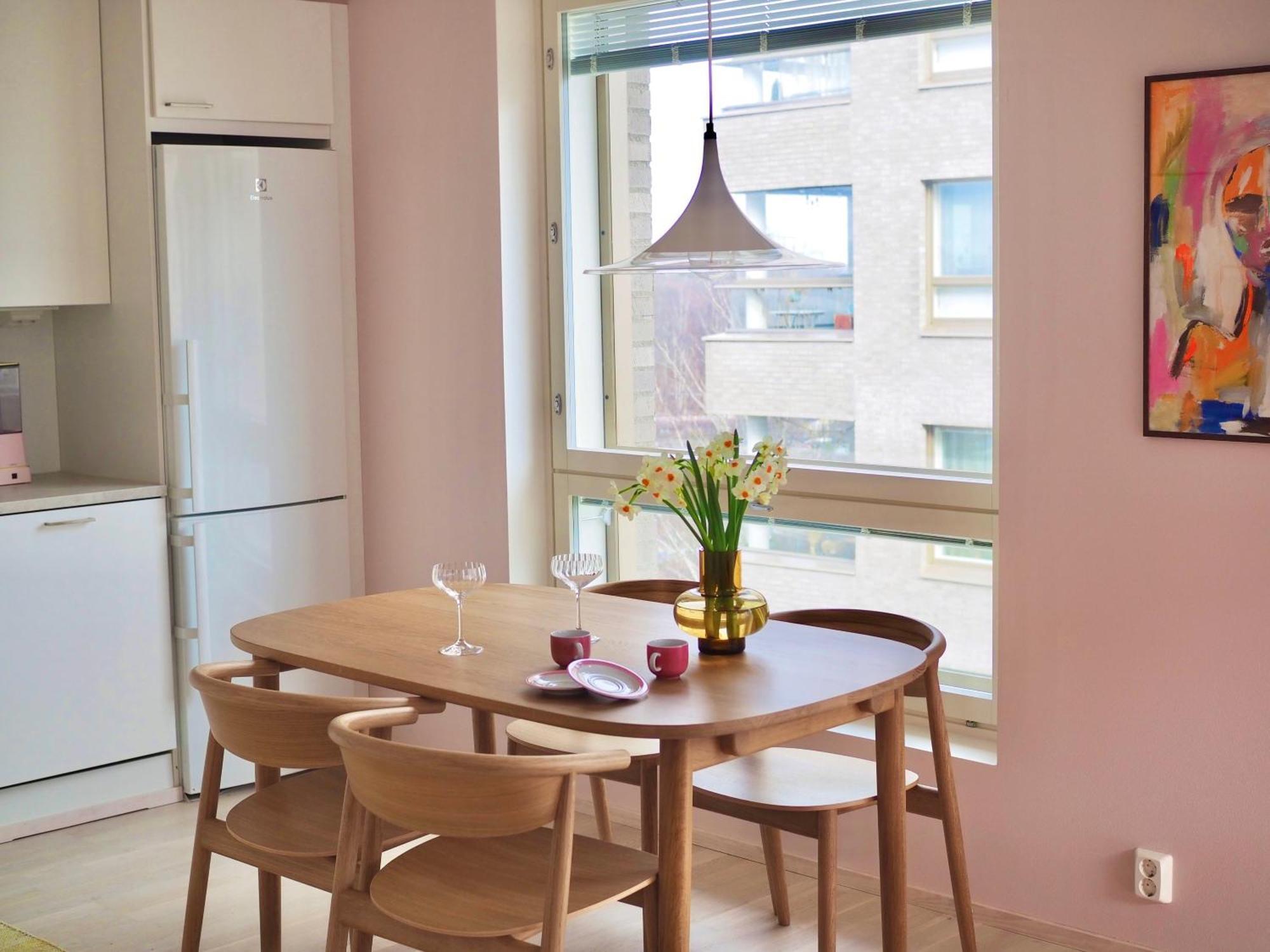 Candy-Colored Two-Room Condo With Sweet Views Helsinky Exteriér fotografie
